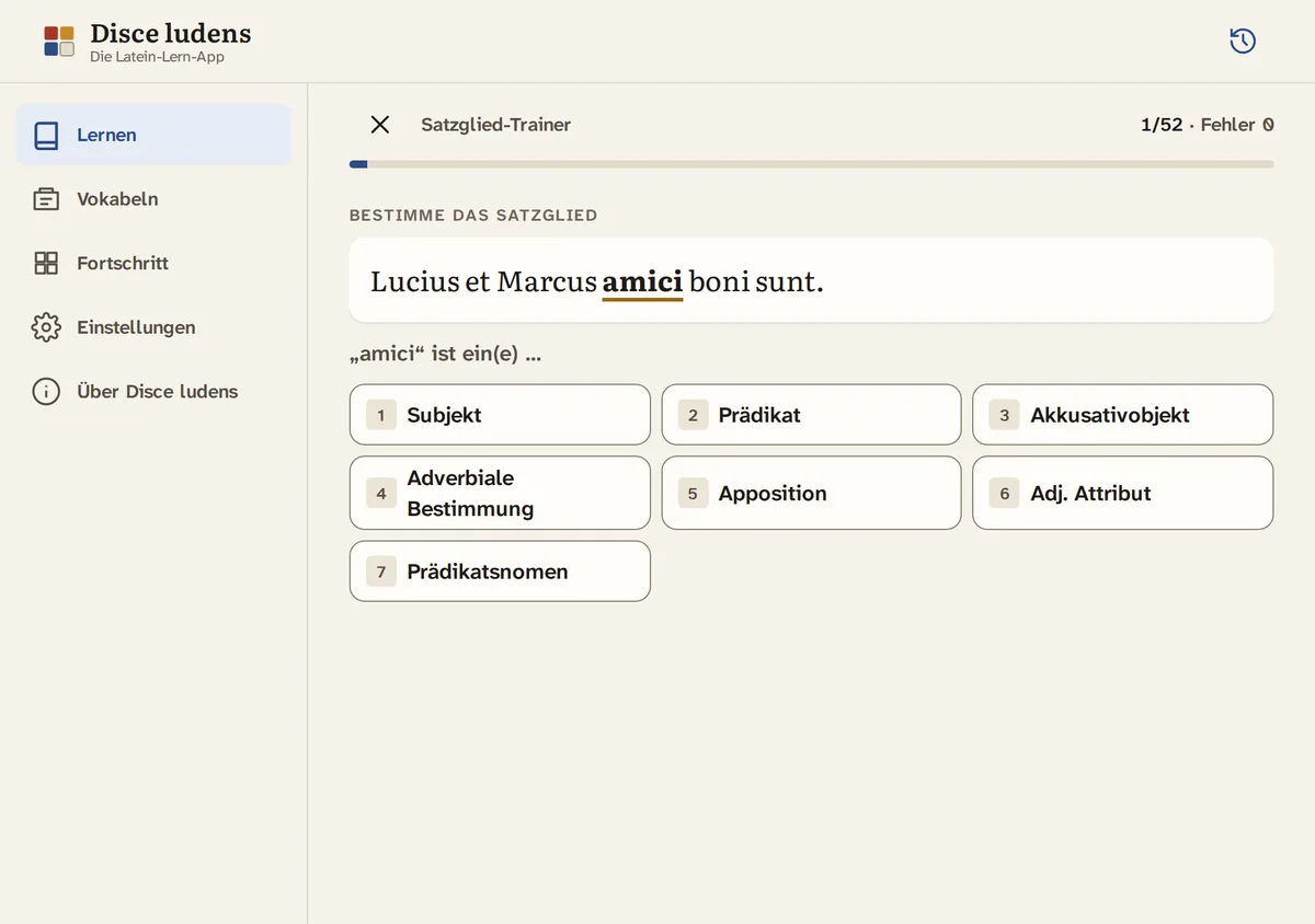 Modern mode: the sentence-parts trainer with the sentence “Lucius et Marcus amici boni sunt.” and seven answer buttons
